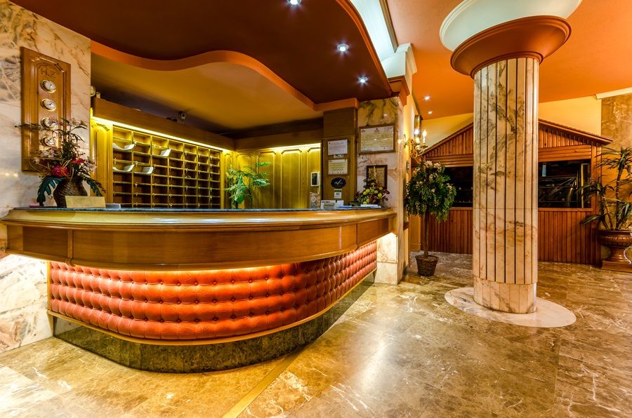 Hotel Zodiaco Байлен Екстер'єр фото